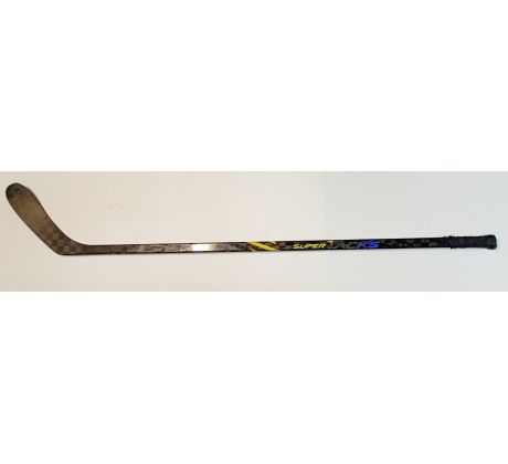 Hokejka CCM SuperTacks AS4PRO YTH – Pravá, P28, flex 30